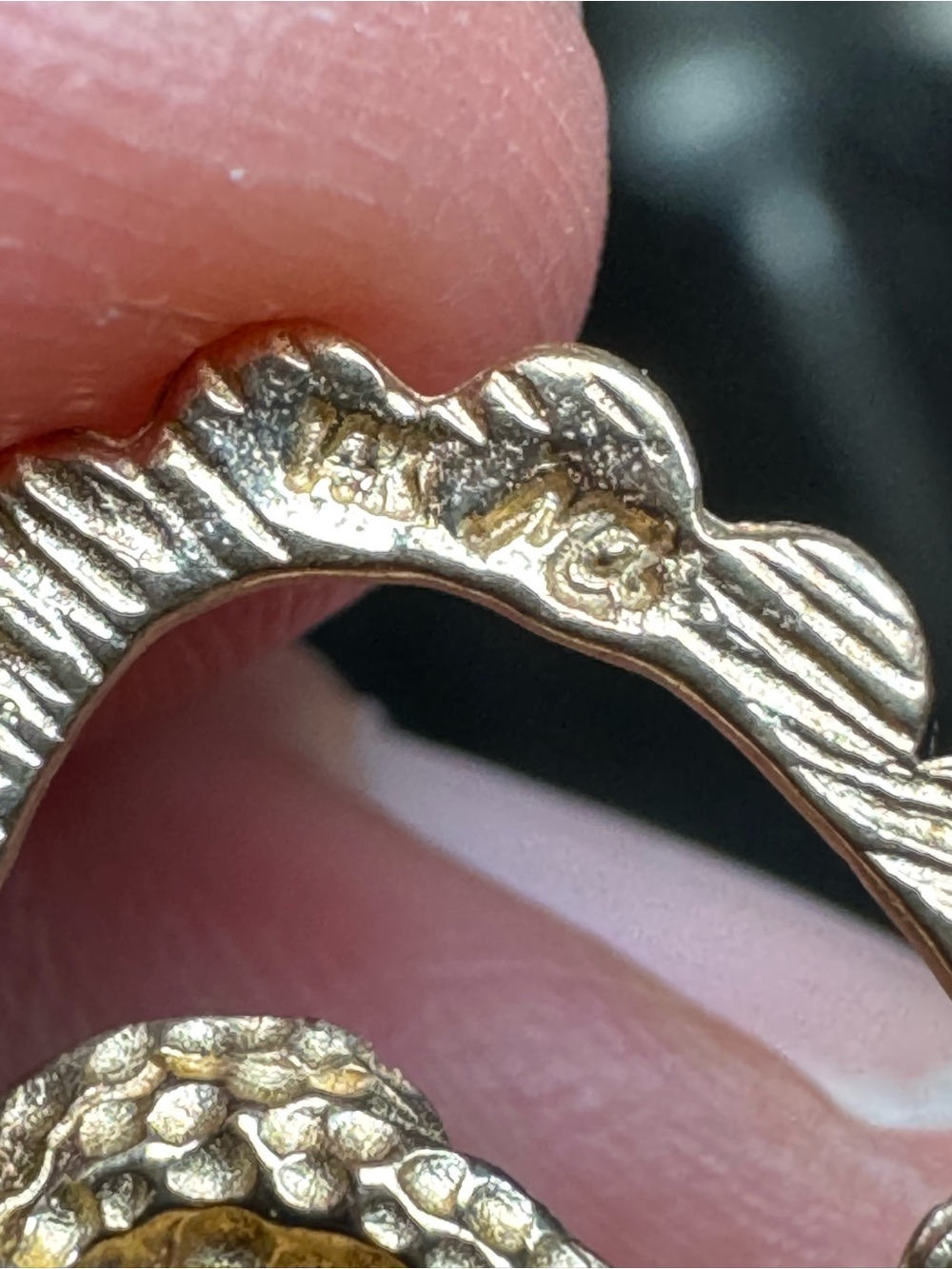 14k Vintage Heart/Flower Pendant - Picture 4 of 4